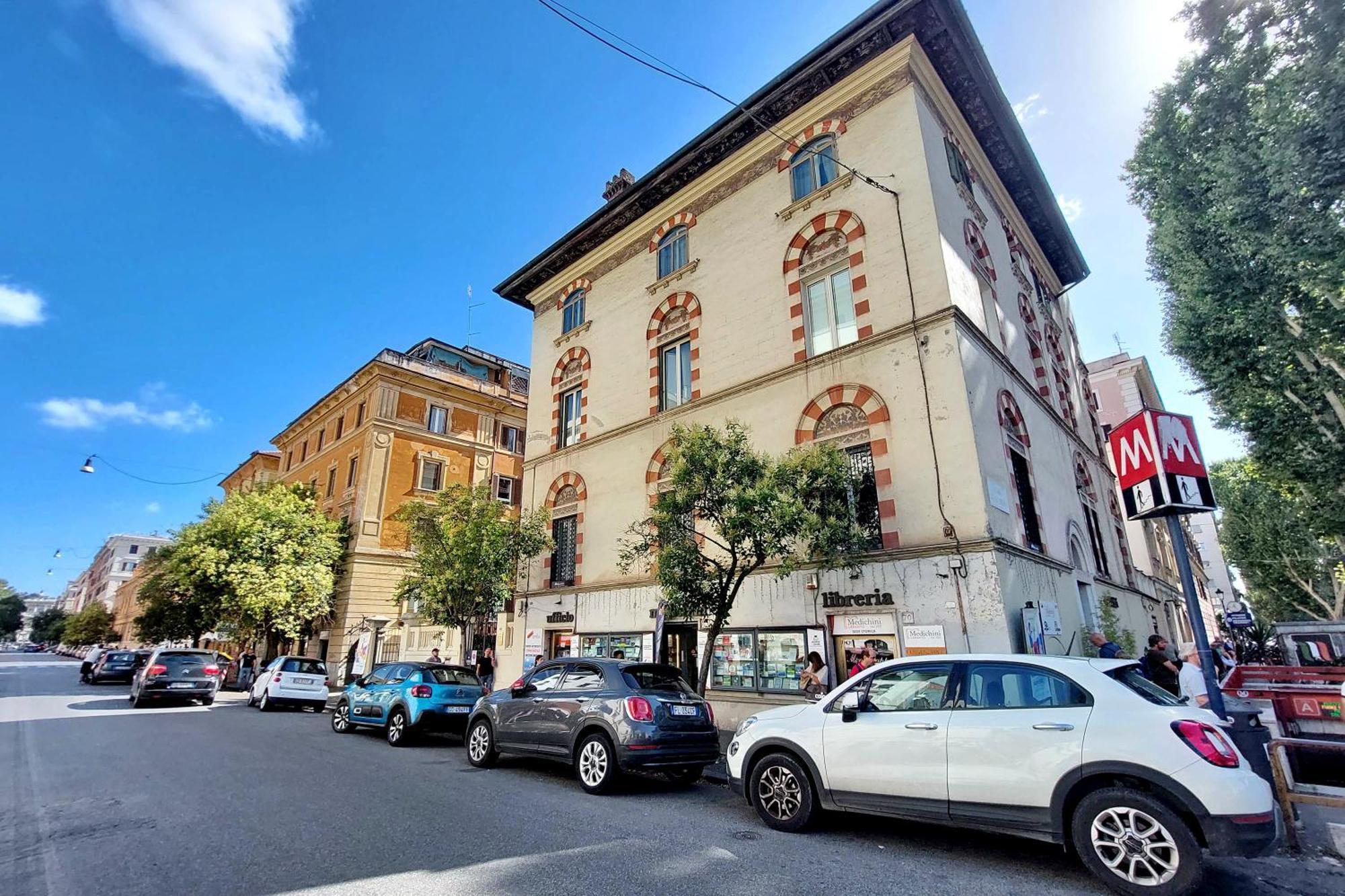 Luxury Apartment Vaticano-S'Peter Basilica - Netflix Wifi - Aircond Рим Экстерьер фото