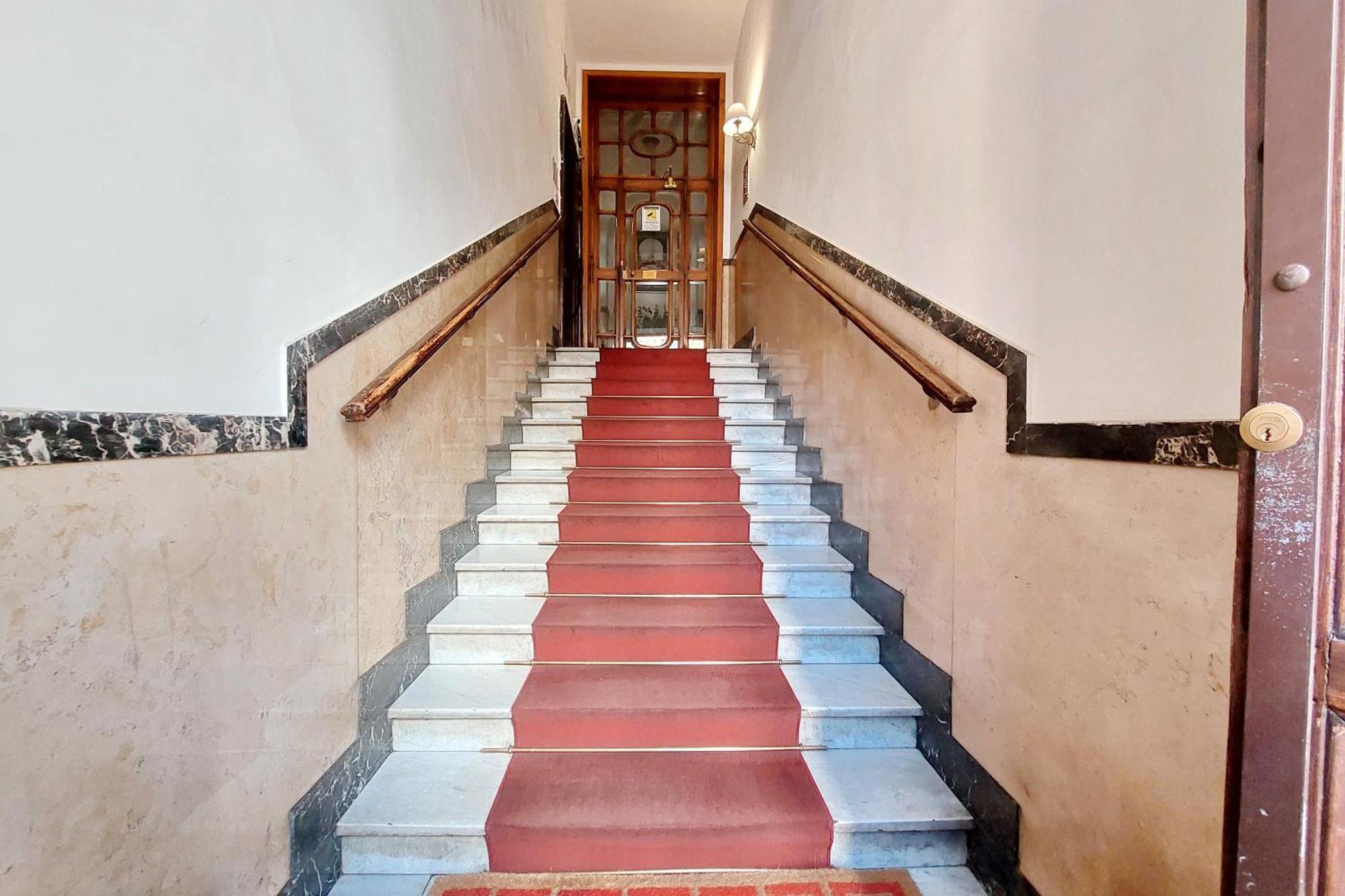 Luxury Apartment Vaticano-S'Peter Basilica - Netflix Wifi - Aircond Рим Экстерьер фото
